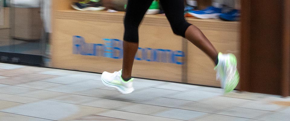 Hoka Clifton 11