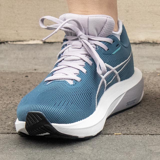 Women's Asics GT-1000 13