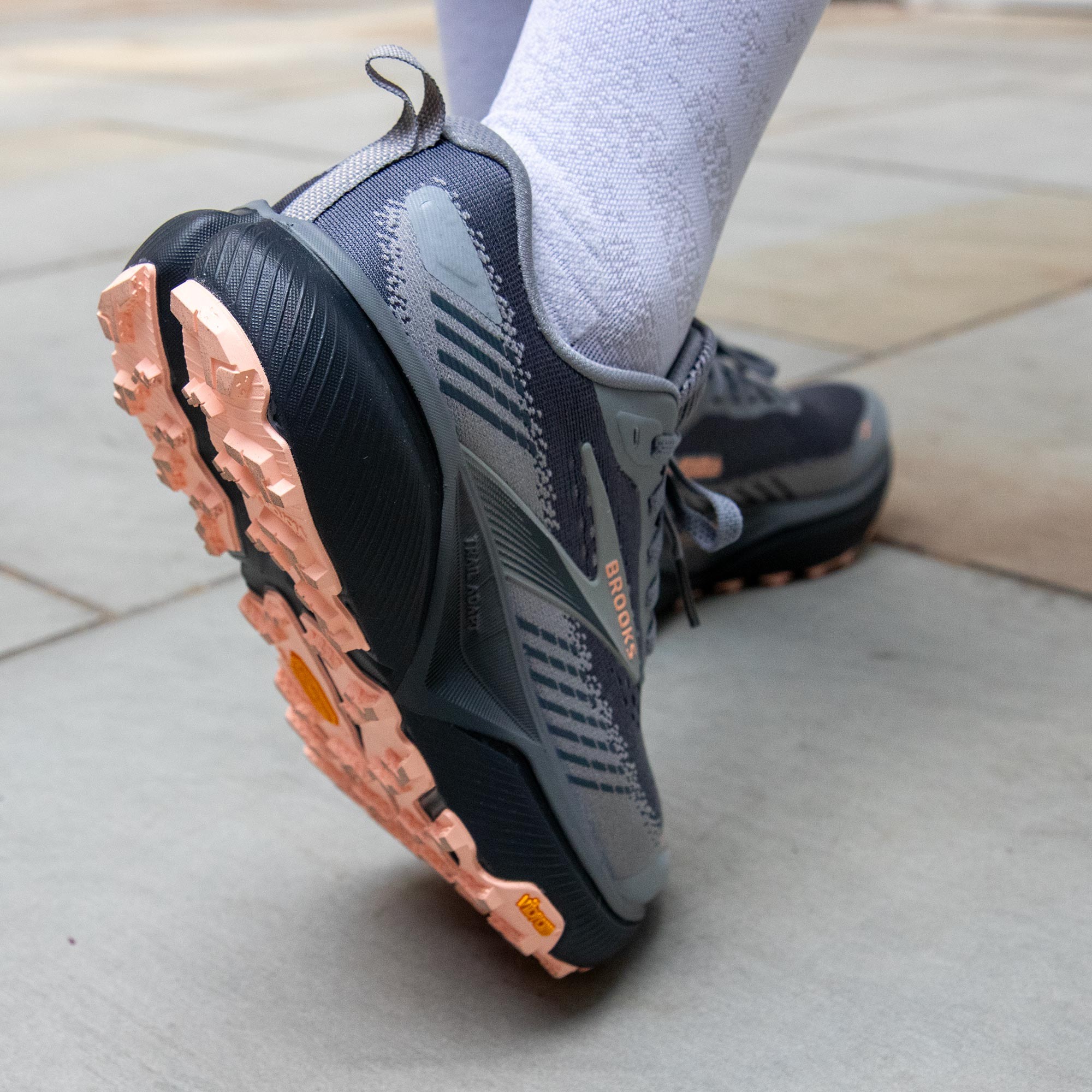 Women's Brooks Cascadia 20