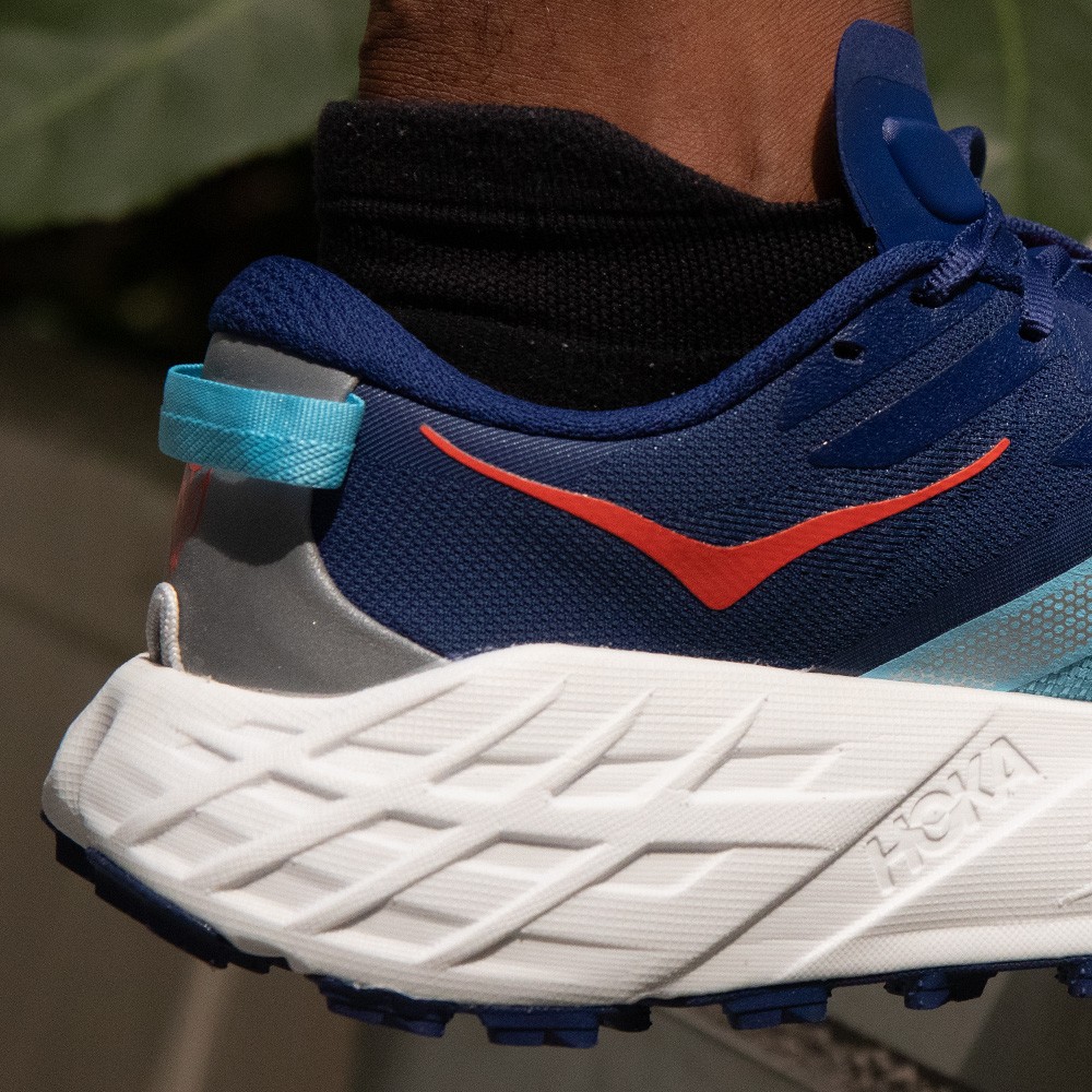 Hoka Speedgoat 7