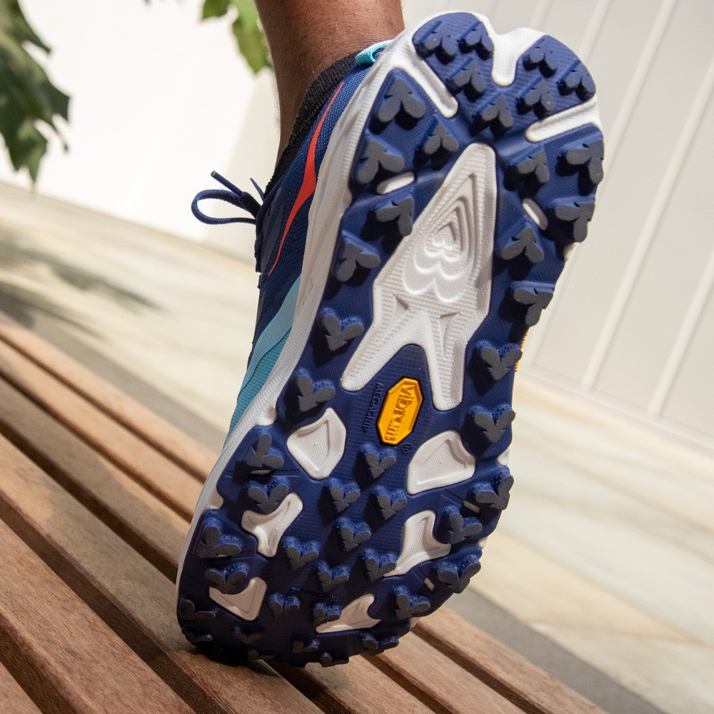 Hoka Speedgoat 7