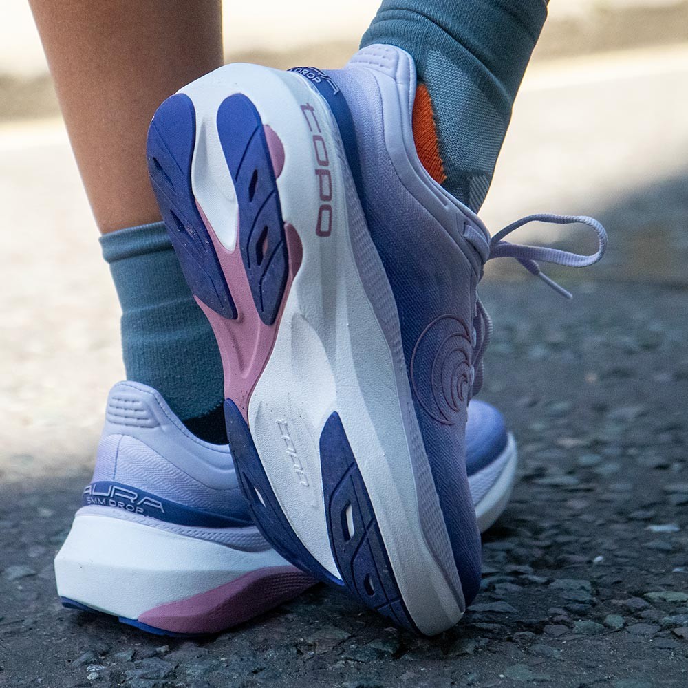 Women's Topo Aura, Stability Road-Running Shoes