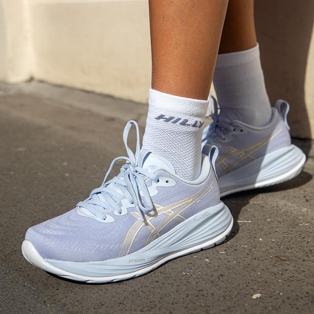 Women's Asics Gel Cumulus 27
