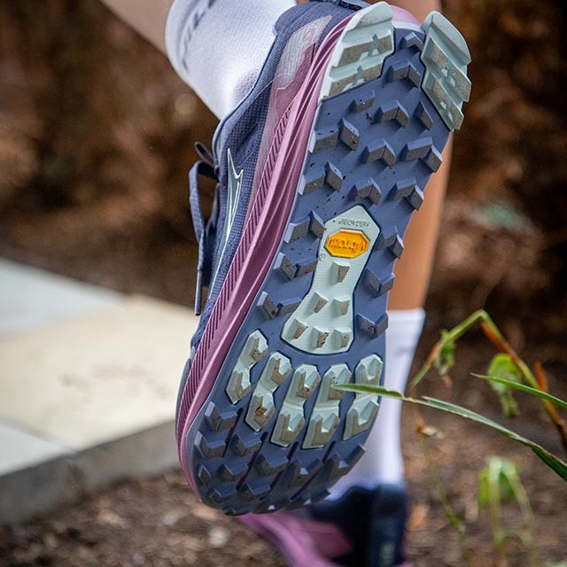Women's Altra Lone Peak 9+