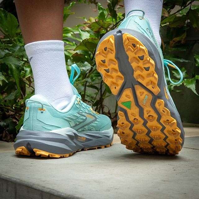 Women's Brooks Cascadia 19