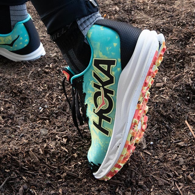 Hoka Crescendo XC
