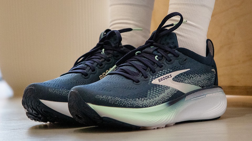 Brooks Adrenaline GTS 25