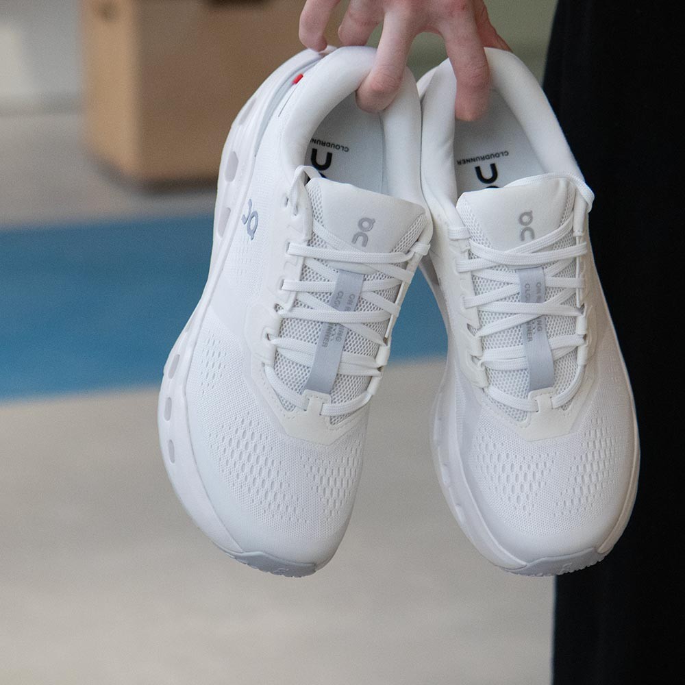 Men's On Cloudrunner 3