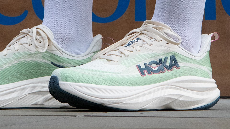 Hoka Skyflow