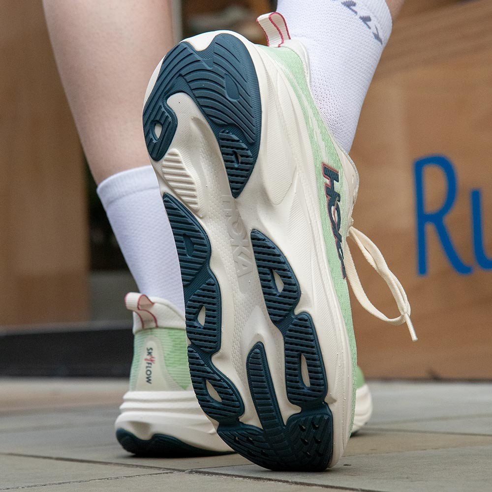 Women's Hoka Skyflow