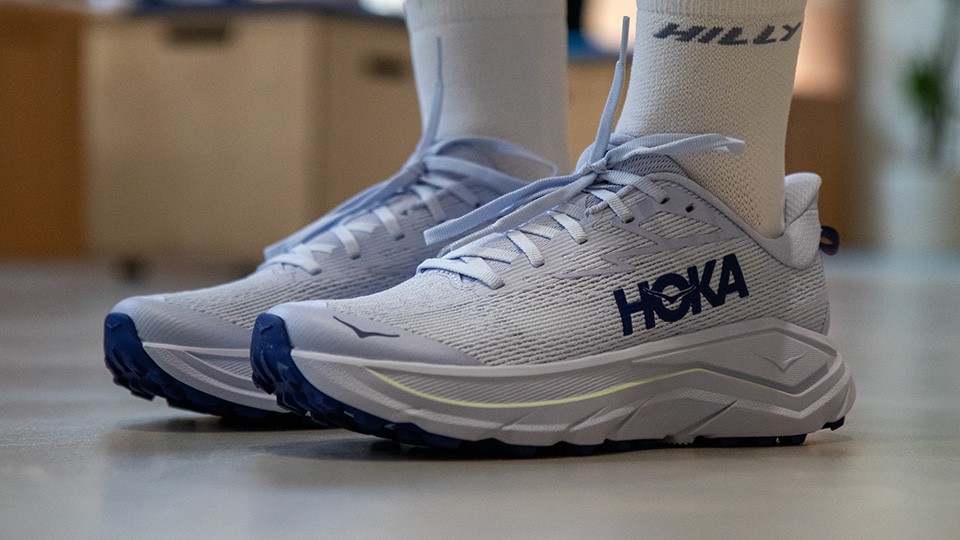 Hoka Challenger 8