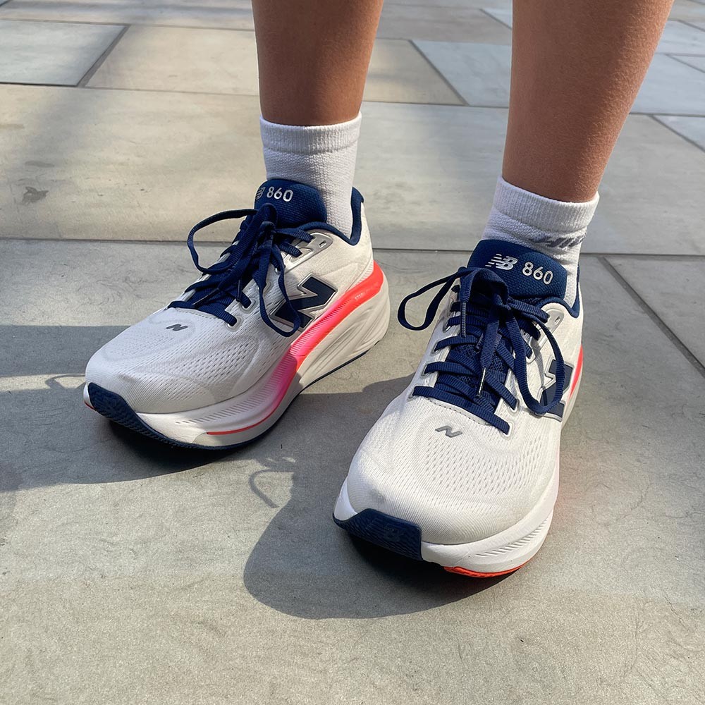 Women's New Balance 860v15