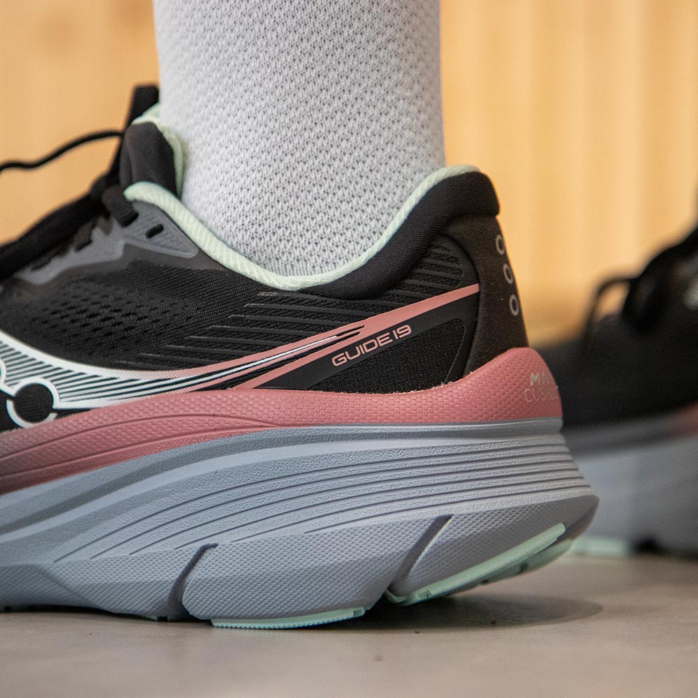 Women's Saucony Guide 19, Stability Running Shoes