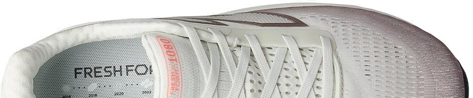 Wide-fitting neutral running shoes