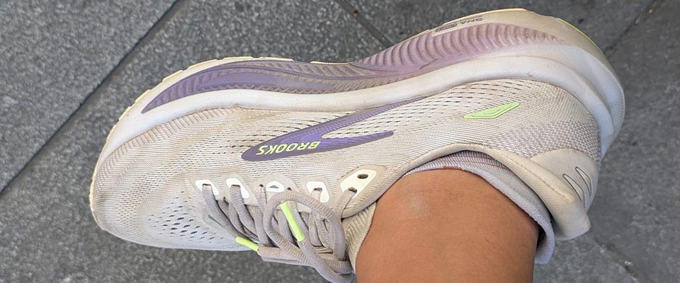 Brooks Ghost 18