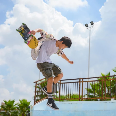 Shokz OpenMove Headphones in Black/Blue