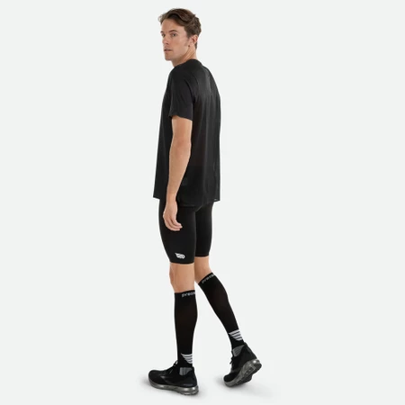 Pressio EQ Compression Socks in Black/Red