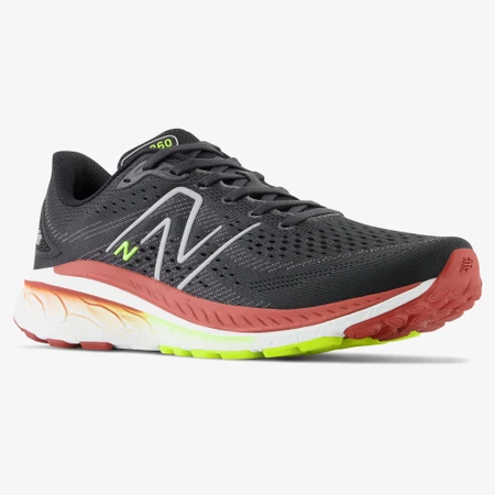 New Balance 860v13 D in Black/Brick Red