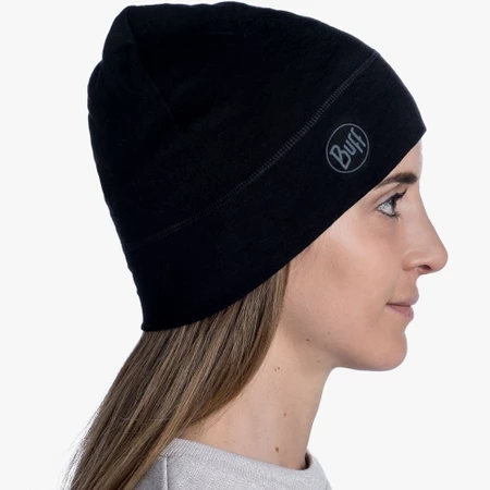 Buff Merino Lightweight Beanie in Black