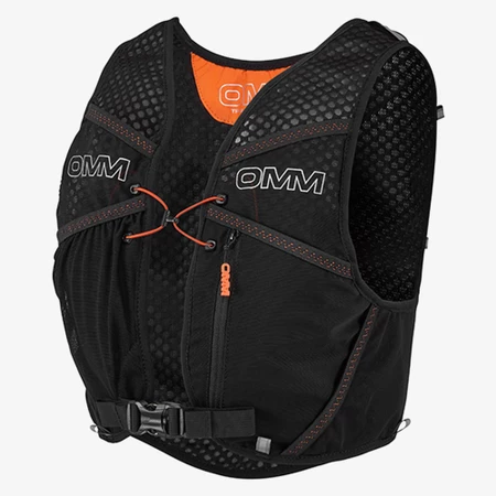 OMM Trailfire Vest + Flexi Flasks in Black