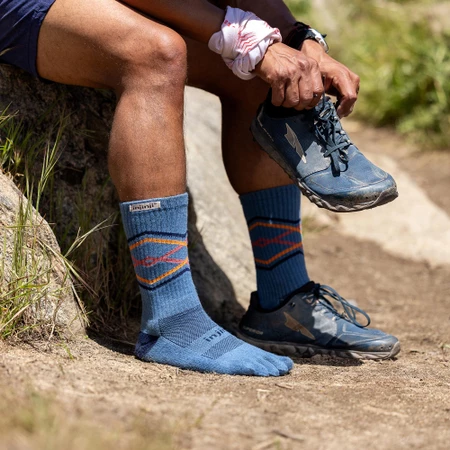 Injinji Trail Midweight Crew Toe Socks in Blue/Orange