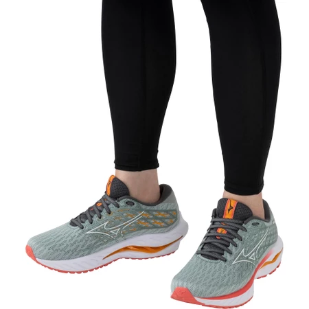 Mizuno Wave Inspire 20 in Grey/White