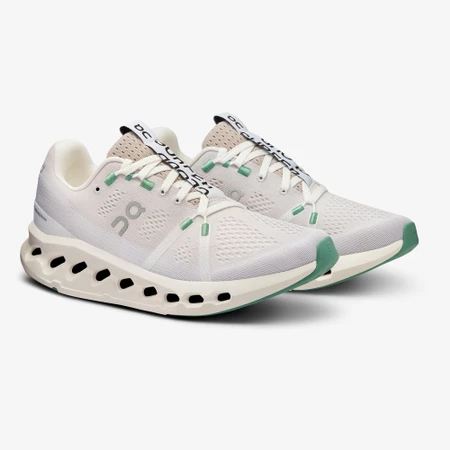 On Cloudsurfer in Pearl/Ivory