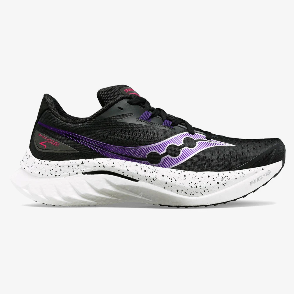 Saucony Endorphin Speed 4 in Black/White