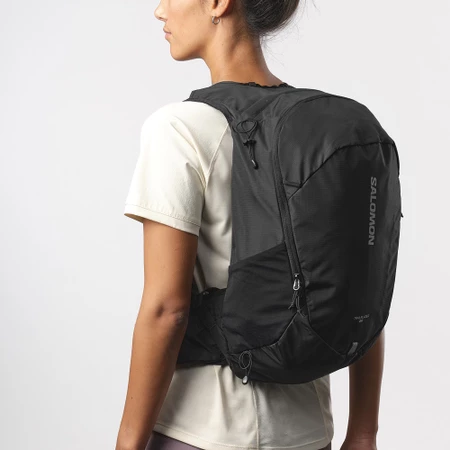Salomon Trailblazer 20 in Black