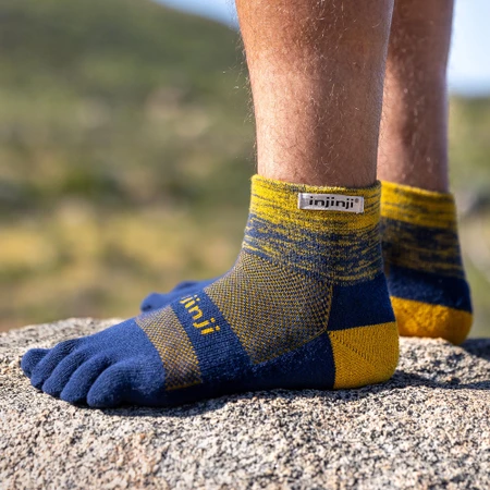 Injinji Trail Midweight Mini Crew Toe Socks in Blue/Yellow