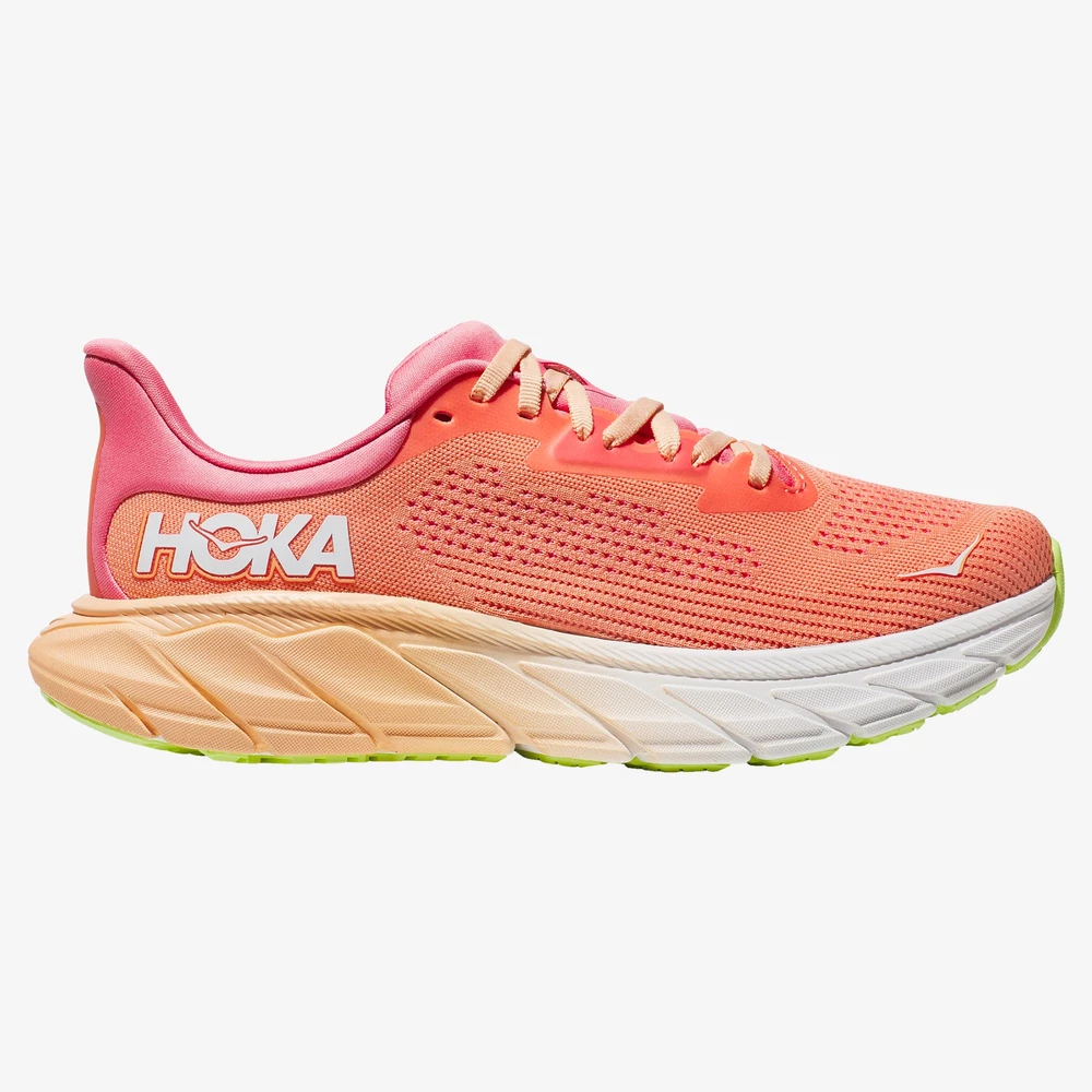Hoka Arahi 7 in Papaya/Coral