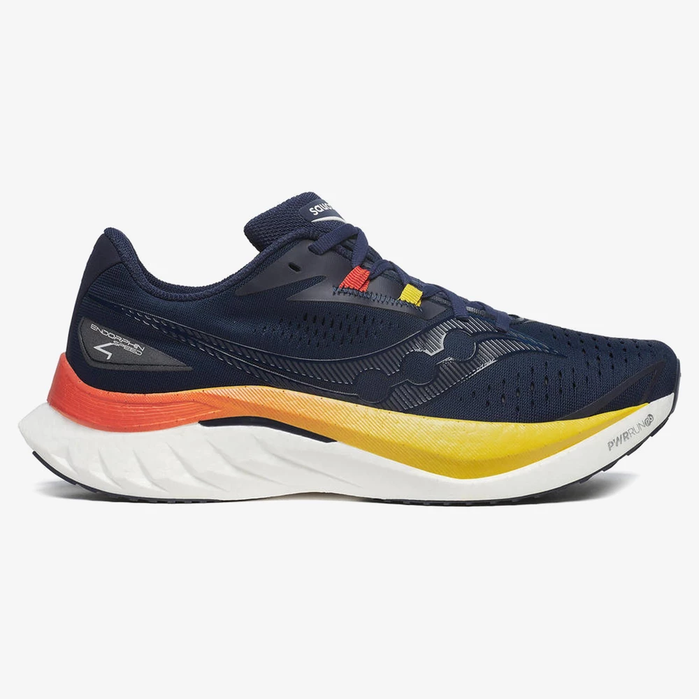 Saucony Endorphin Speed 4 in Navy/Spice