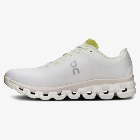 On Cloudflow 4 in White/Sand