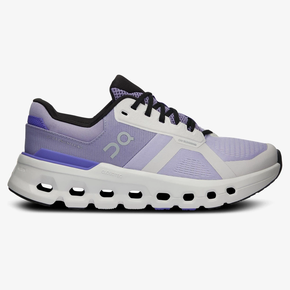 On Cloudrunner 2 in Nimbus/Blueberry