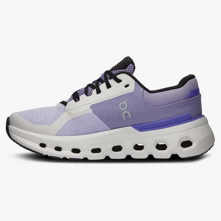 On Cloudrunner 2 in Nimbus/Blueberry