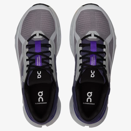 On Cloudrunner 2 in Fossil/Indigo