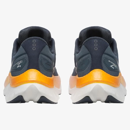 Saucony Endorphin Speed 4 in Navy/Spice