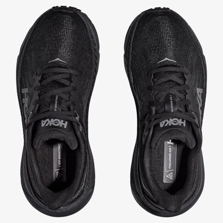 Hoka Challenger 7 in Black/Black