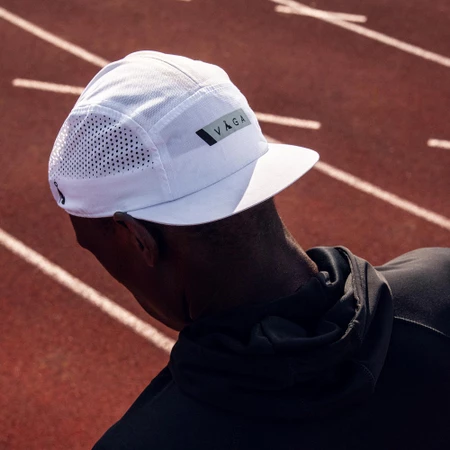 Vaga Feather Racing Cap in White