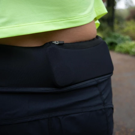 Ronhill Tech 4.5in Twin Shorts in Black