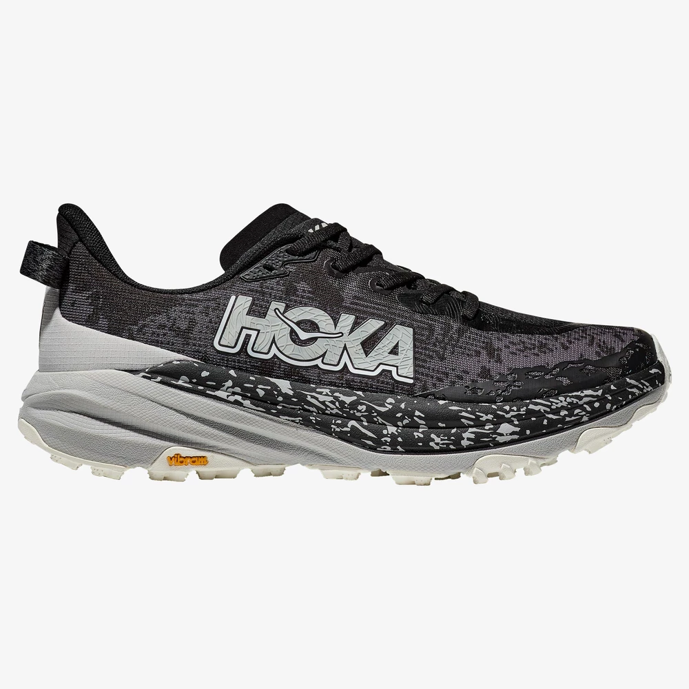 Hoka Speedgoat 6 in Black/White