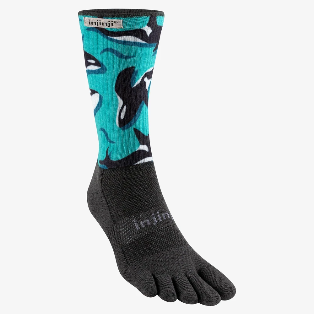 Injinji Trail Midweight Crew Toe Socks in Black/Aqua