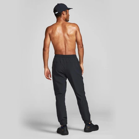 Janji Transit Tech Pants in Black