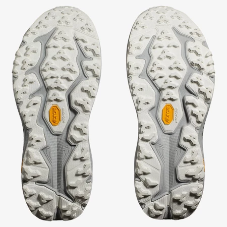 Hoka Speedgoat 6 in Black/Grey