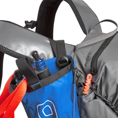 Omm Poles Pod in Blue