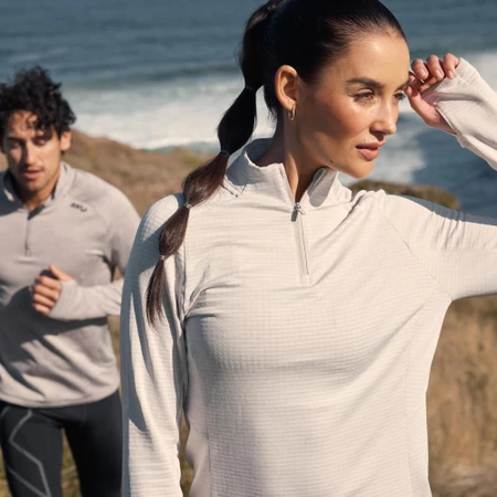 2XU Ignition Half Zip Top in Moon Reflective