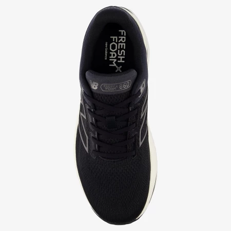 New Balance 860v14 4E Extra Wide in Black/White