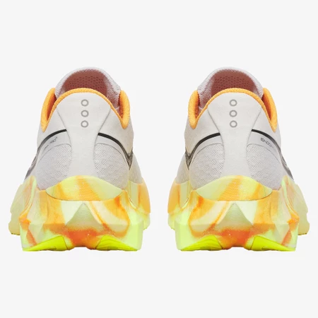 Saucony Endorphin PRO 4 in Fog/Peel