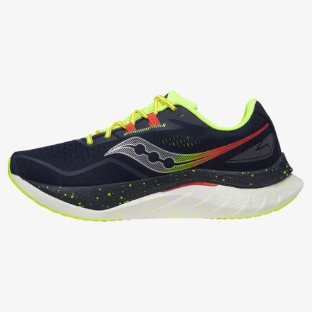 Saucony Endorphin Speed 4 in Navy/Pepper