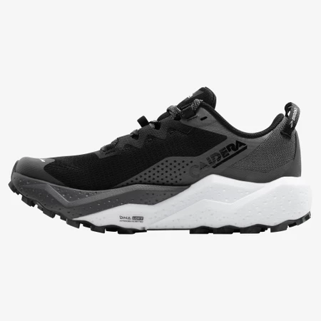 Brooks Caldera 8 in Black/White